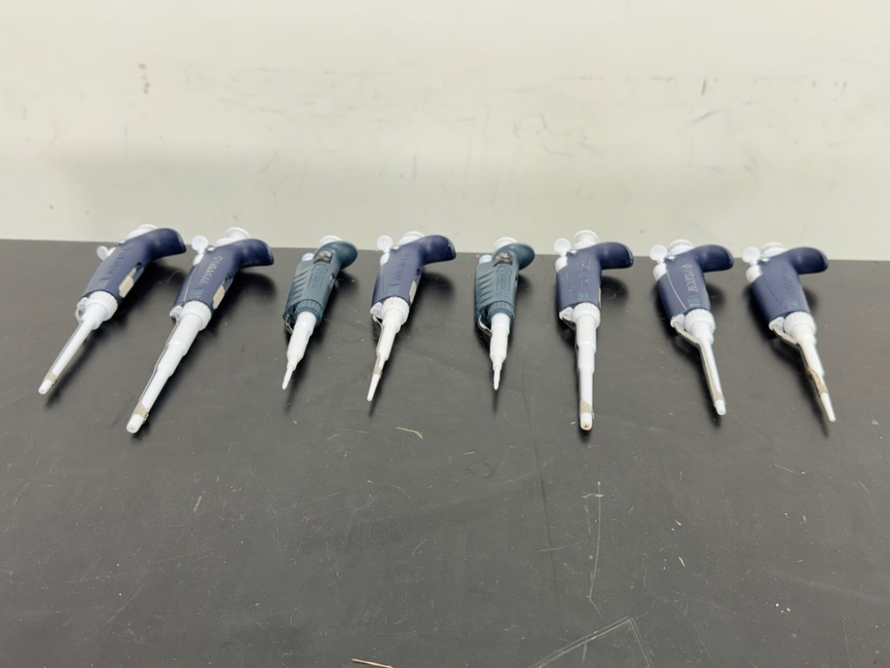 Image of Gilson Pipetman Single Channel Pipettes - Quantity 8